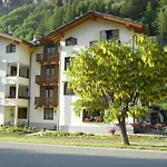 Les Nigritelles Apartahotel 3*
